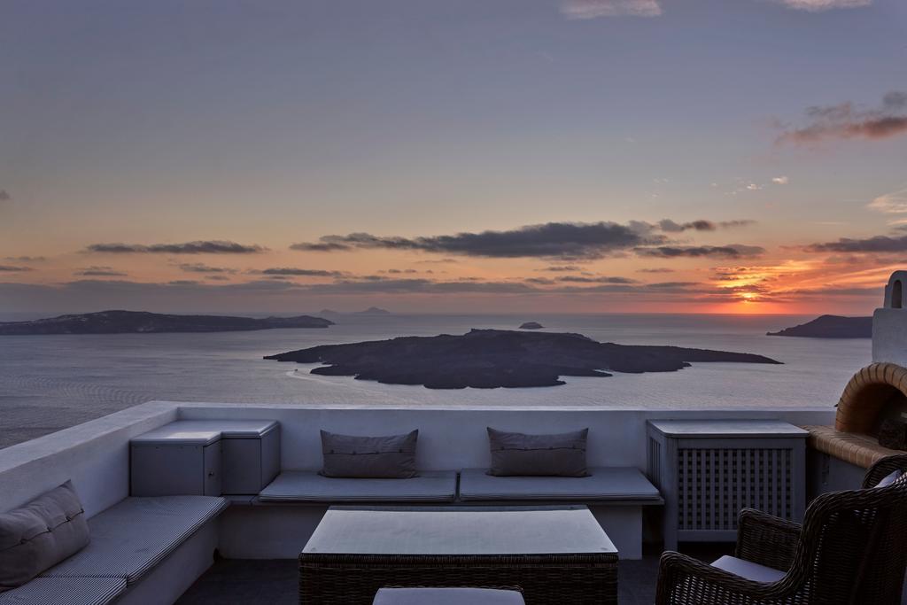 Villa Dakoronia Fira  Luaran gambar
